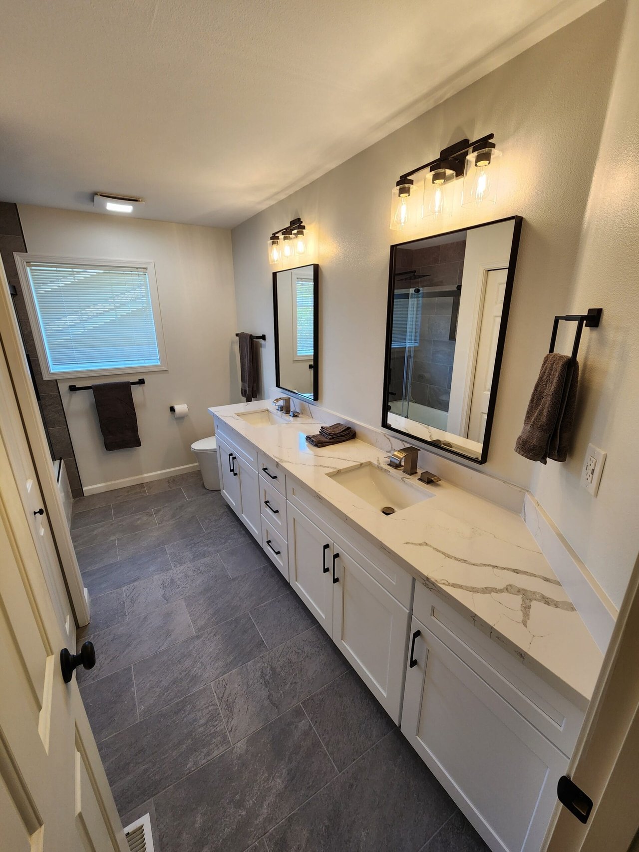 After: Double-Vanity Bathroom Remodeling, Bensonhurst, Brooklyn